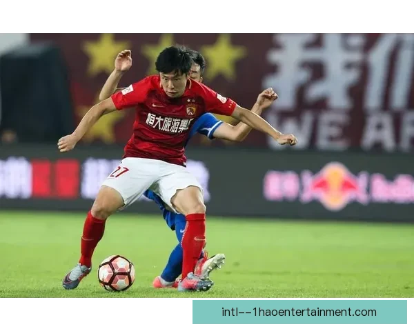 恒大保塔组合联手纵横中超亚冠赛场展现王者风采